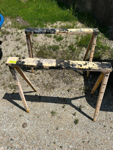 (2) FOLDING STEEL SAWHORSES