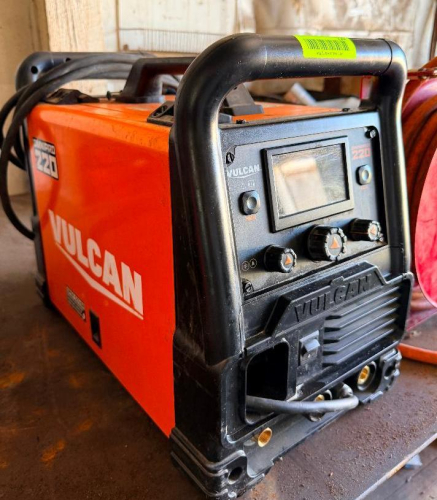 VULCAN INVERTER WELDER UNIT WITH DIGITAL DISPLAY