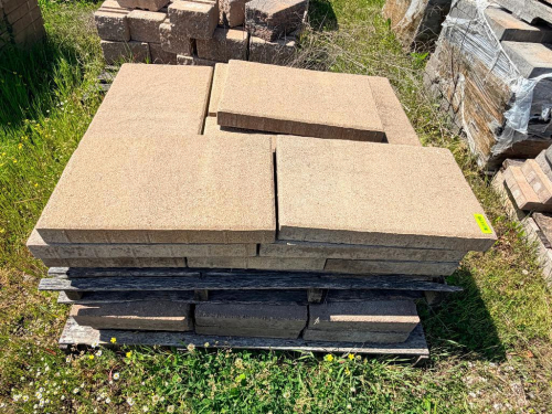 PALLET OF CONCRETE PAVERS.