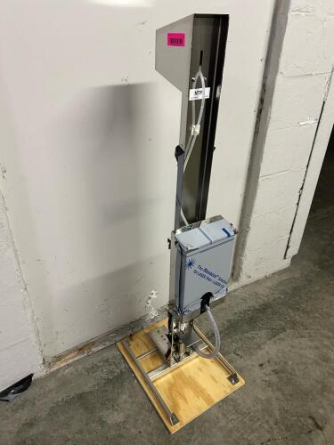 ECOCARE PERSONNEL HYGIENE SYSTEMS ECOCARE NTFS HANDS-FREE SANITIZING STATION. STAINLESS STEEL FLOOR-MOUNT UNIT WITH INTEGRATED DISPENSING SYSTEM AND FOOT PEDAL ACTUATION.