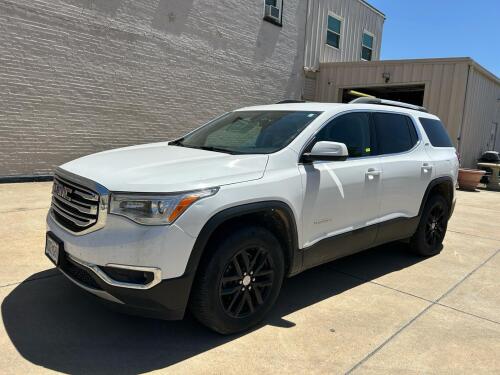 2019 WHITE GMC ACADIA SUV