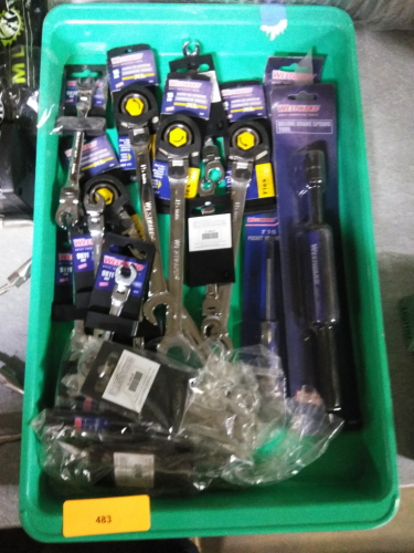(1) MISC TRAY OF TOOLS