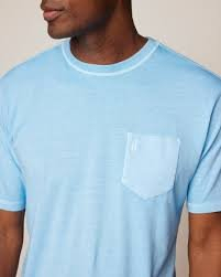 (4) T-SHIRTS
