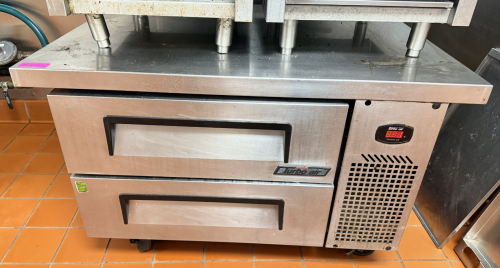 TURBO AIR 42" TWO DRAWER REFRIGERATED CHEFS BASE.