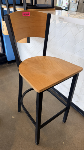 (3) 30" METAL FRAMED BAR STOOLS W/ WOODEN SEATS AND BACKS.