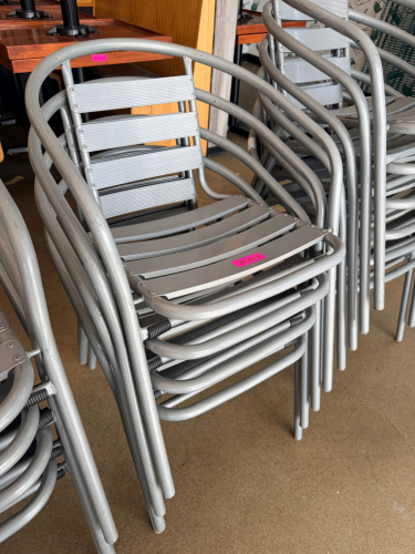 (4) METAL PATIO CHAIRS (STACKING )