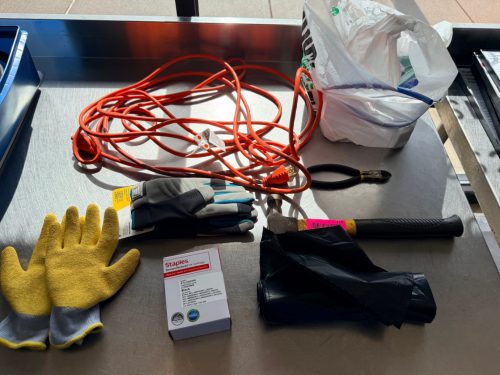 (1) LOT OF ASSORTED TOOLING AND MISC.