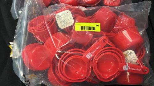 (1) LARGE BAG OF BETTY CROCKER MEASURING CUPS