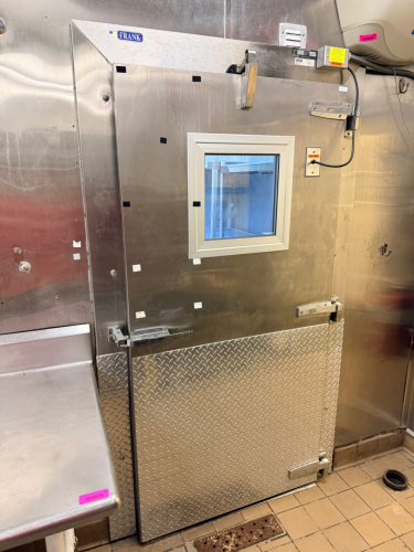 8' X 18' WALK COOLER W/ HEAVY DUTY STAINLESS PANEL DOOR.