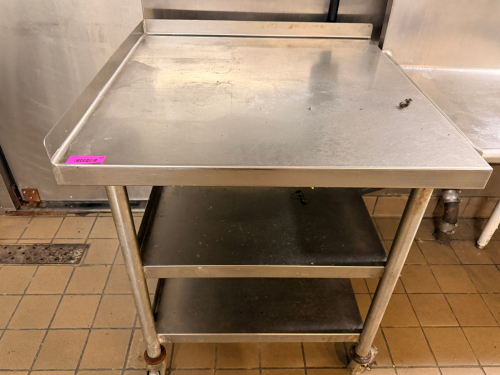 32" X 32" STAINLESS TABLE / COUNTER. ALL STAINLESS
