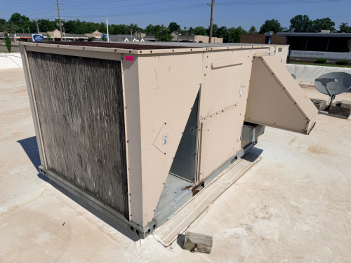 YORK GAS/ELECTRIC ROOFTOP HVAC PACKAGE UNIT