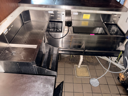 60" CORNER UNIT STAINLESS ICE KEEPER AND DRY BOARD COMBO W/ SPEED RAIL FRONT.