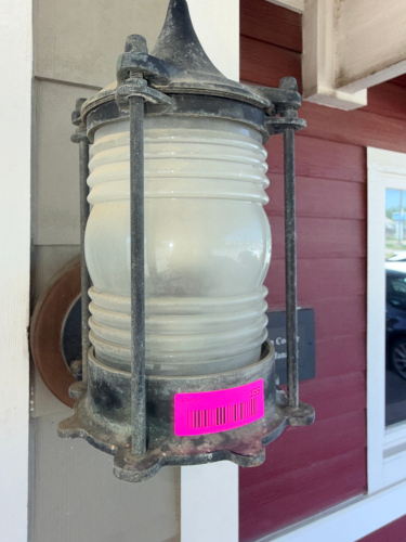 (2) WALL MOUNT SCONCE FIXTURE WITH FROSTED GLASS SHADE AND METAL HOUSING