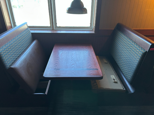 6 SECTION BOOTH PACKAGE WITH TABLES