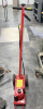 35 TON FLOOR BOTTLE JACK. - 2
