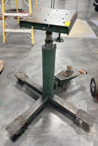 TRANSMISSION JACK STAND.