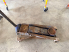 2 TON FLOOR JACL