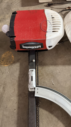 CHAMBERLAIN RESIDENTIAL DOOR OPENER