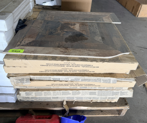 (6) BOXES OF 24" X 24" WOOD GRAIN TILE FLOORING