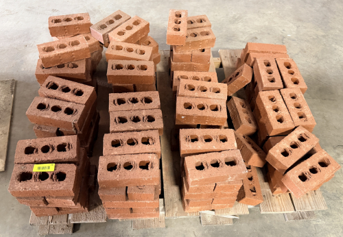 (1) PALLET OF RED BRICK
