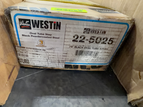 22-5025 WESTIN OVAL TUBE STEP BLACK POWDER COATED STEEL, 75" BLACK OVAL TUBE STEPS.