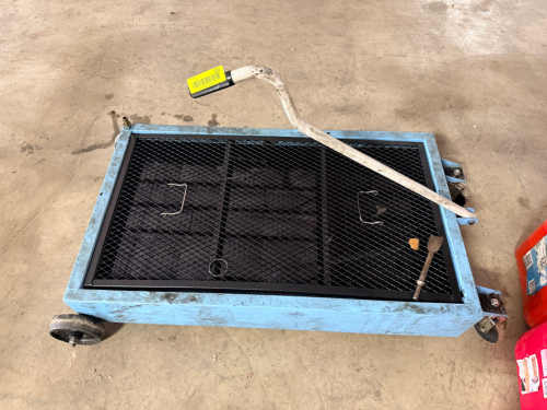 METAL OIL CADDY CART