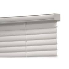 (1) CORDLESS ROOM DARKENING BLIND