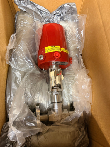 RCV (Research Control / ReCo Valves) ELECTRONIC CONTROL VALVE ASSEMBLY WITH EVA-1 ELECTRONIC VALVE ACTUATOR. STAINLESS STEEL GLOBE-STYLE CONTROL VALVE WITH EXPLOSION-PROOF ELECTRIC ACTUATOR