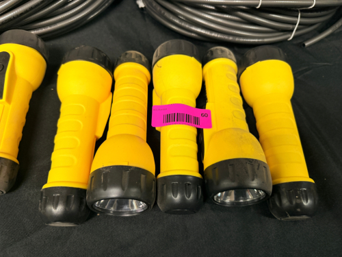 (5) YELLOW PLASTIC " C " BATTERY FLASH LIGHTS.