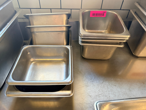 (8) ASSORTED SIZED STAINLESS INSERTS