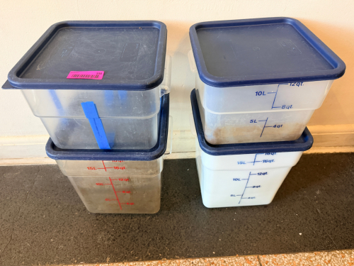 (4) PLASTIC CONTAINERS W/ LIDS.
