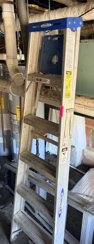 6' LOUISVILLE ALUMINUM " A " FRAME LADDER.