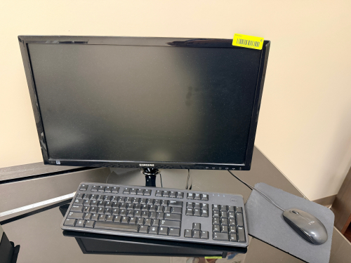 SAMSUNG 24-INCH LED COMPUTER MONITOR WITH INCLUDED DELL USB KEYBOARD, DELL OPTICAL MOUSE, AND MONITOR STAND. FEATURES HDMI AND VGA INPUT CONNECTIONS.