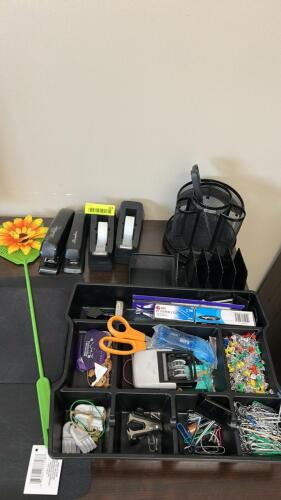 (1) ASSORTED LOT OF OFFICE SUPPLIES