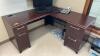 (1) L -SHAPED DESK