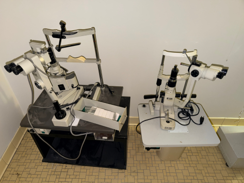 (1) LOT OF ASSORTED MEDICAL EQUIPMENT.