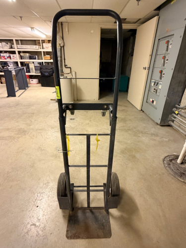 CONVERTIBLE HAND TRUCK