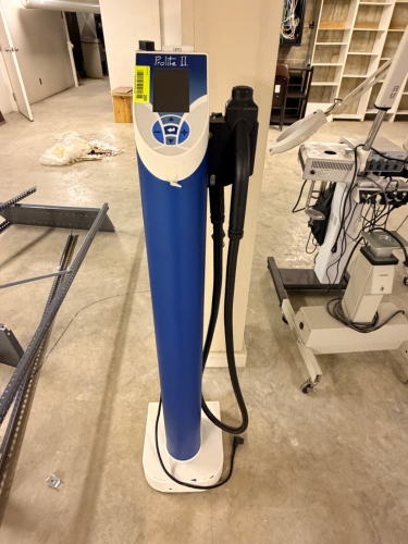 HPI POLITE II LASER THERAPY SYSTEM / LOW LEVEL LASER THERAPY (LLLT) UNIT WITH HANDPIECE.
