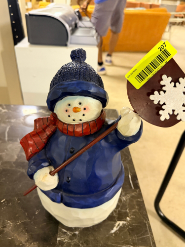 SMALL WOODEN SNOW MAN W/ SHOVEL