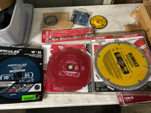 (1) LOT OF ASSORTED SAW BLADES AS SHOWN
