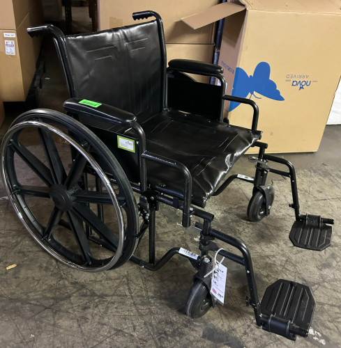 (1) BLACK WHEEL CHAIR