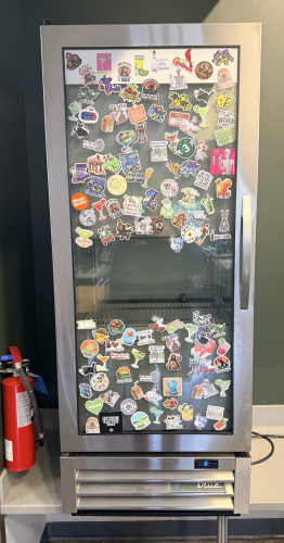 TRUE SINGLE GLASS DOOR MERCHANDISER COOLER.