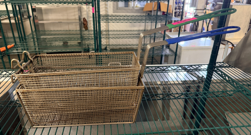 (2) WIRE DEEP FRY BASKETS FOR 40 LB. FRYER.