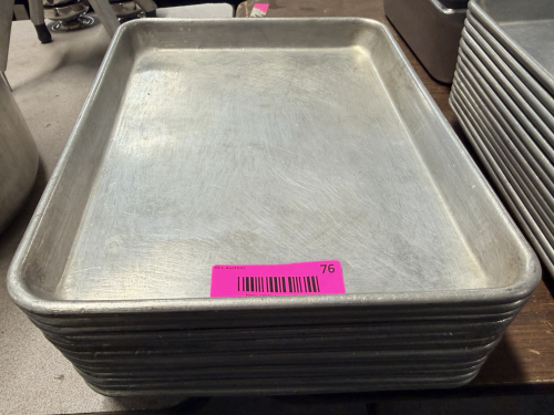 (12) 1/4 SIZE SHEET PANS.
