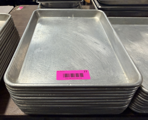 (12) 1/4 SIZE SHEET PANS.