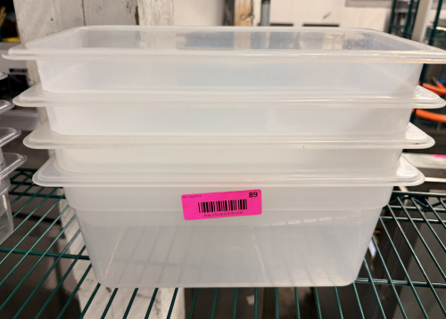 (4) 1/3 SIZE PLASTIC INSERTS.