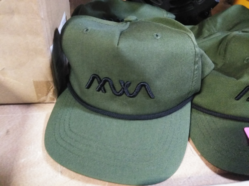 (4) HATS