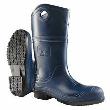 (1) PAIR OF RUBBER BOOTS