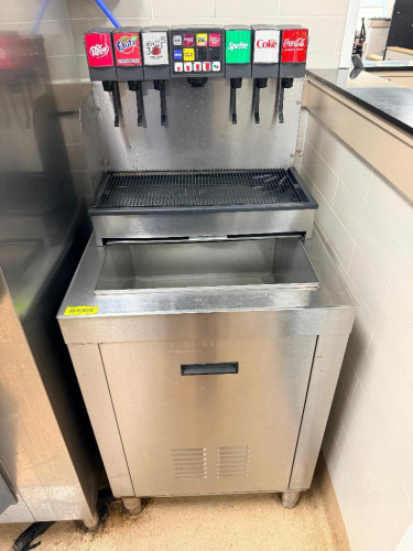 SIX GROUP FOUNTAIN SODA MACHINE W/ FLAVOR MIXER AND ICE KEEPER BASE.