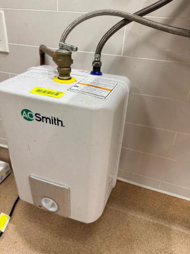 SMITH 2.5 GALLON ELECTRIC HOT HEATER